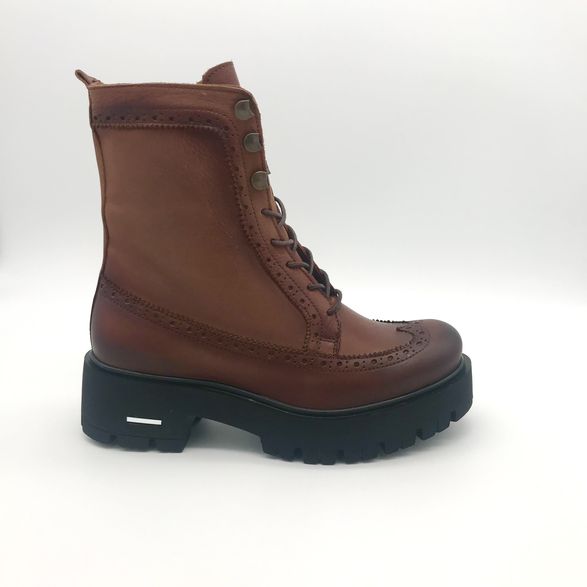 The Schuh Effekt Boots Braun