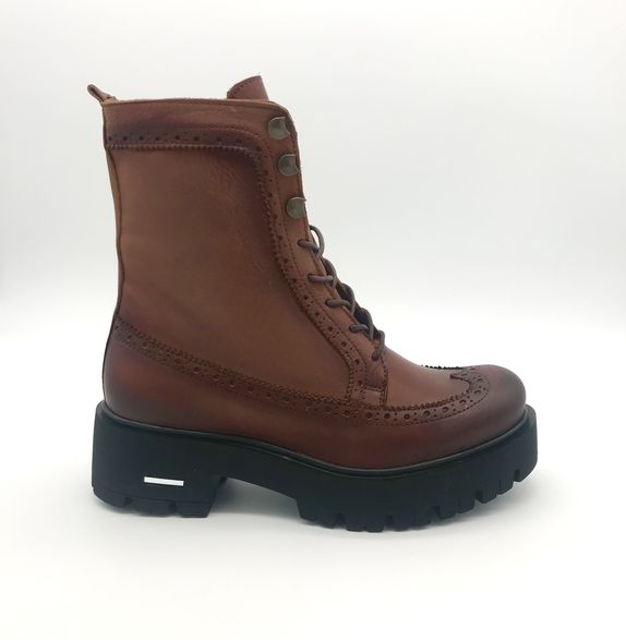 The Schuh Effekt Boots Braun