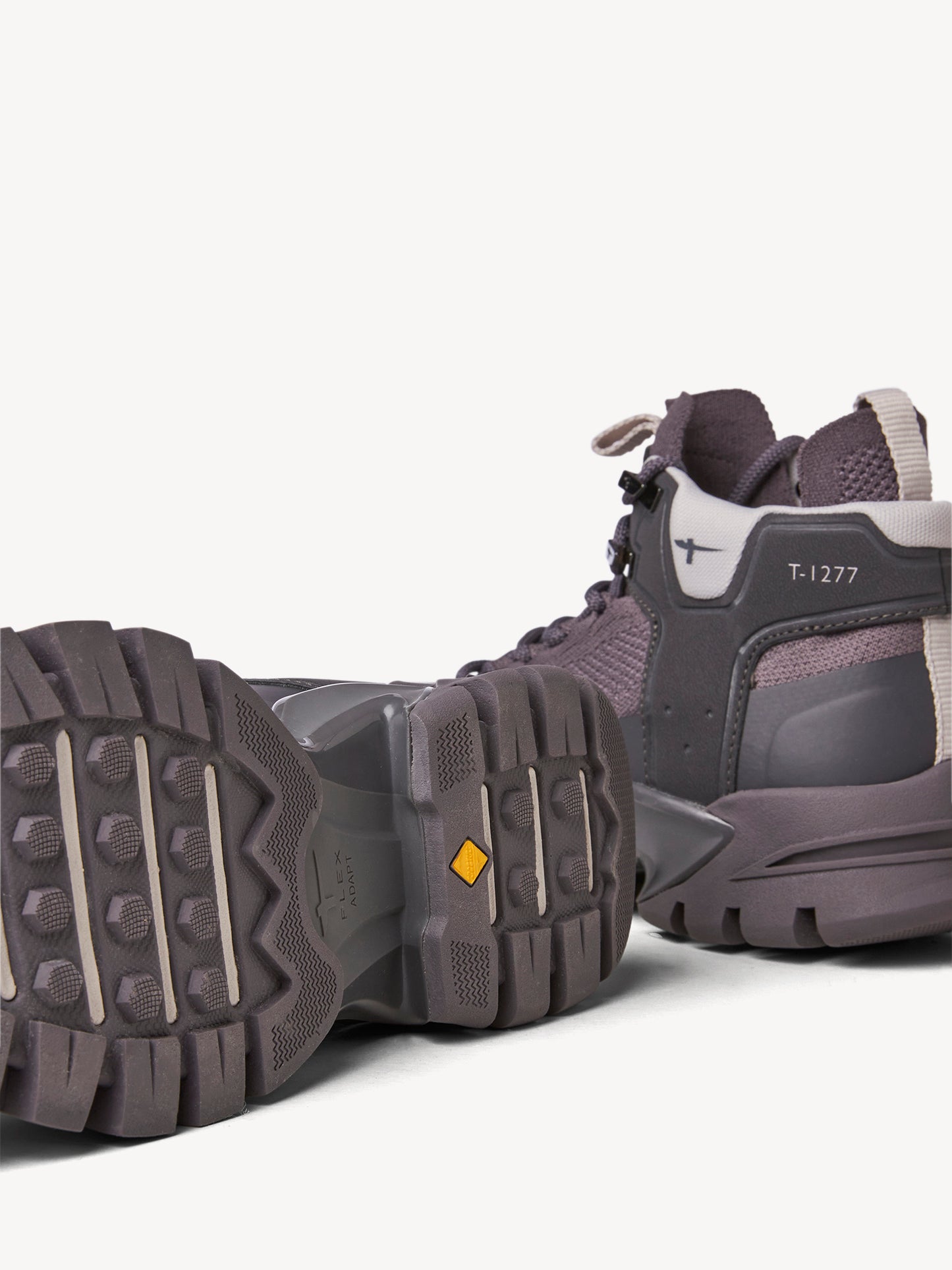 Tamaris Wanderschuh Grau