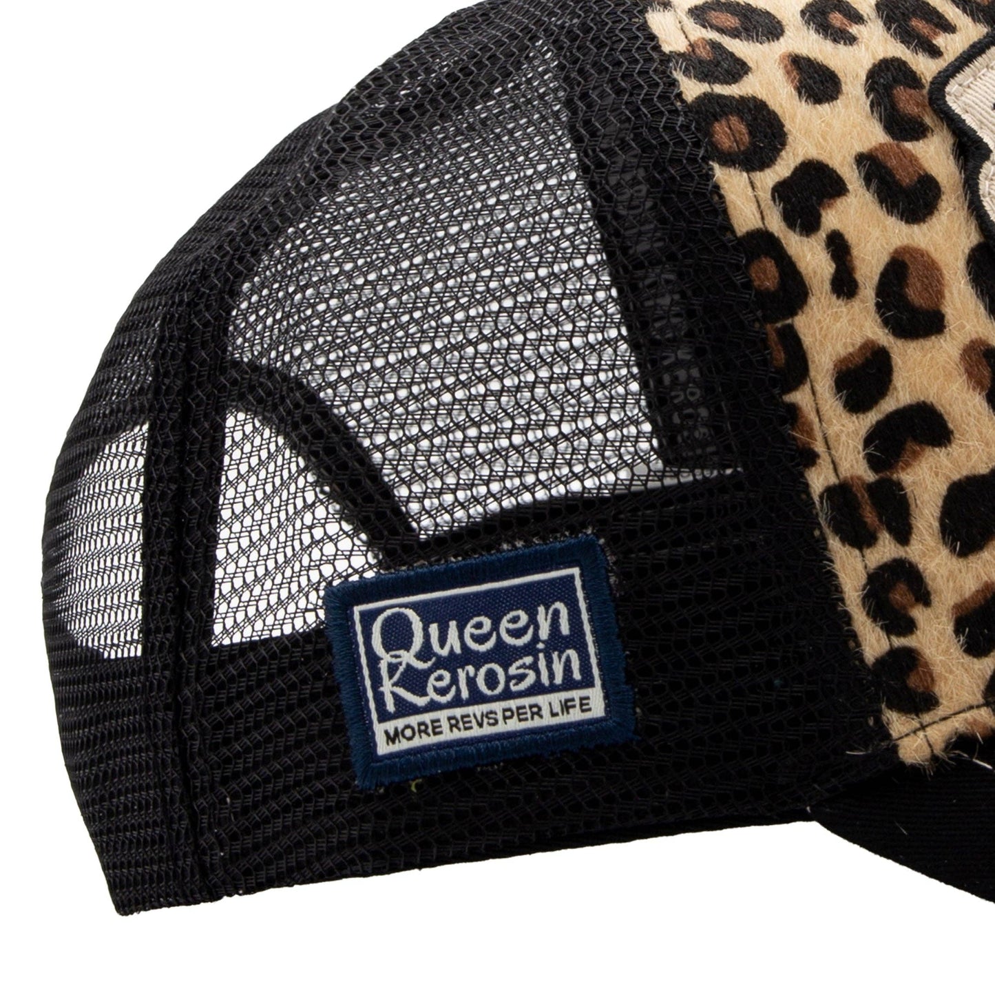 Trucker Cap «Wild Rebel Royal Kitten Club»: Leo / One Size