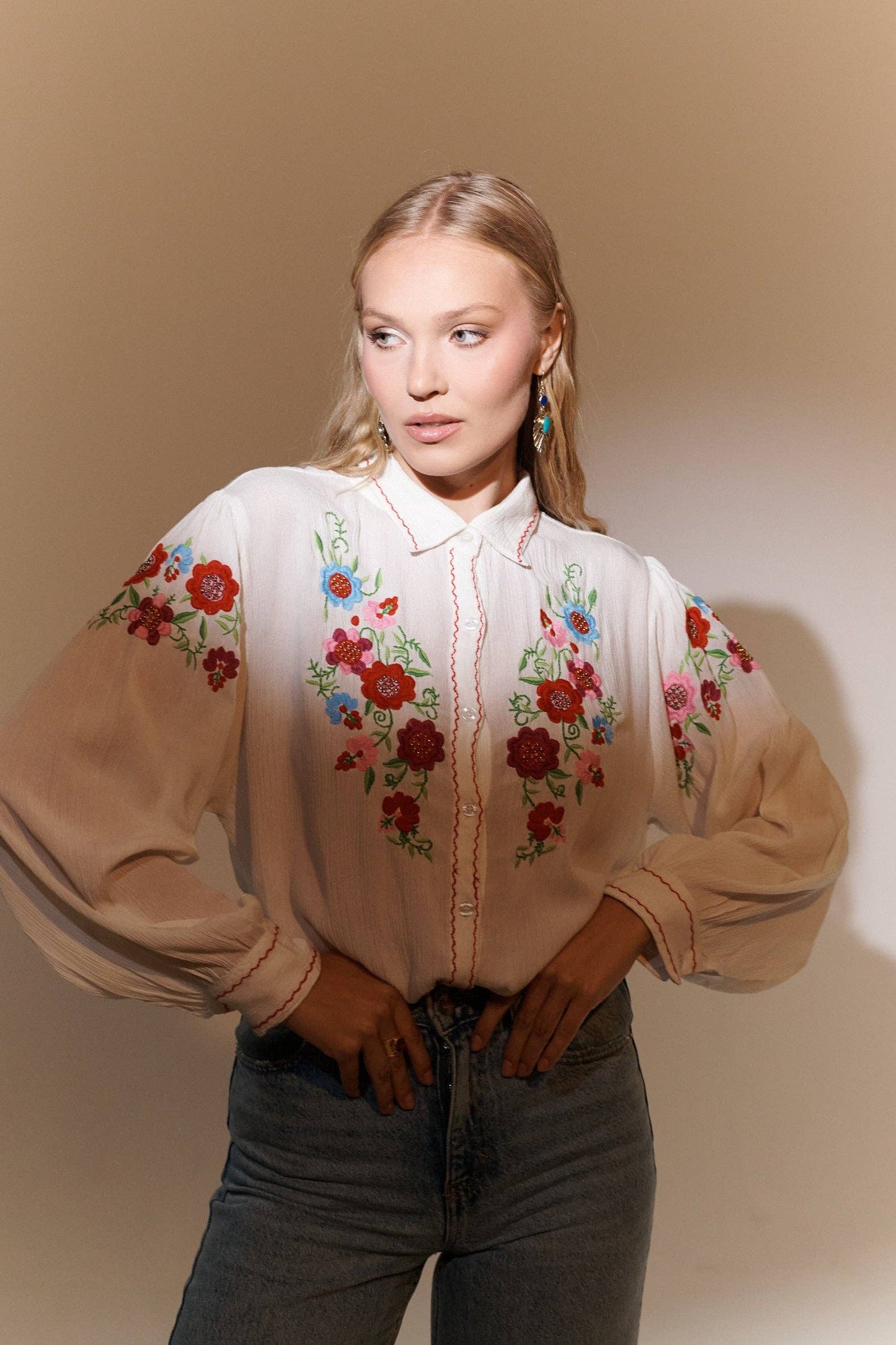 Piti Cuiti Boho Bluse mit Blumen