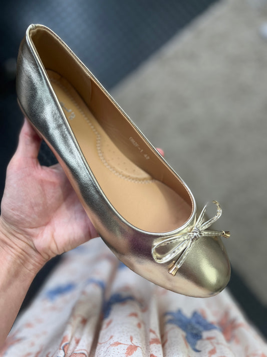 Ballerina mit Schleife Gold