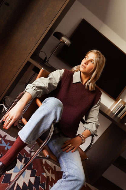 In April 1986 Pullover Lyzbet Bordeaux