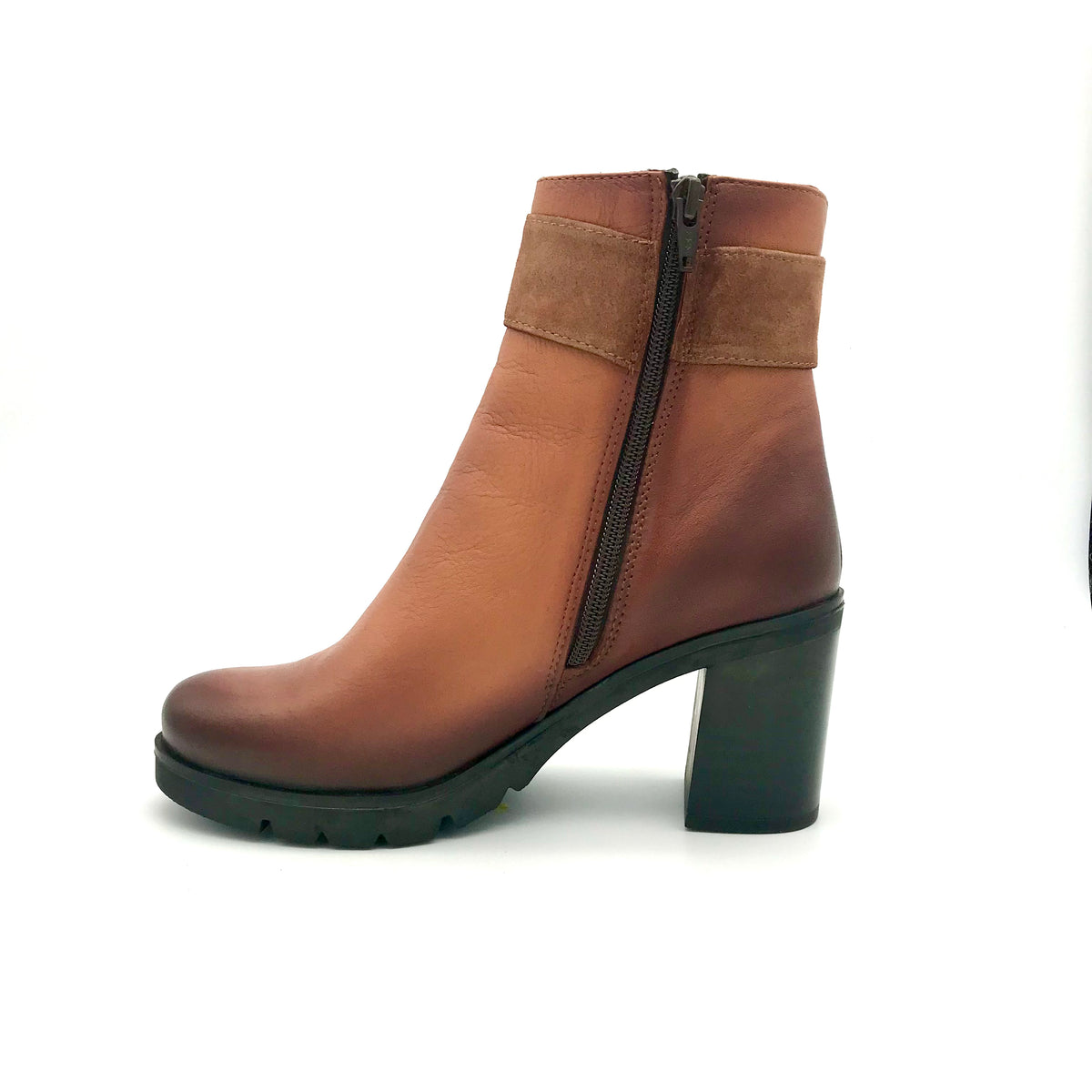 The Schuh Effekt Damen Stiefelette Cognac Leder