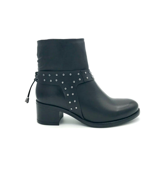 The Schuh Effekt Stiefelette Damen Schwarz Nieten Leder